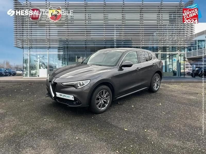 Gris Occasion 2018 Alfa Romeo Stelvio Lusso SUV | 22 499 € (Super prix) - Image 1/4