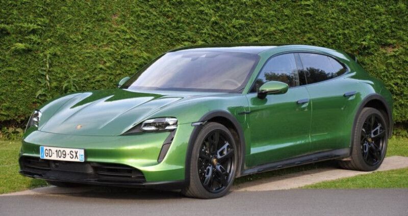 Vert Utilisé 2021 Porsche Taycan Cross Turismo Berline | 74 980 € (Bon prix) - Image 1/4