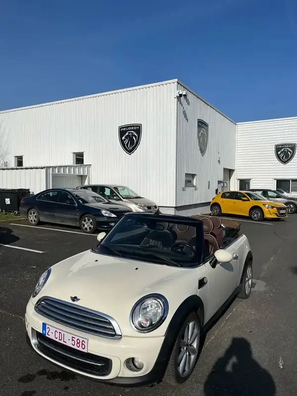 Blanc Utilisé 2011 Mini Cooper Cabriolet Chili Cabriolet | 11 200 € - Image 1/4