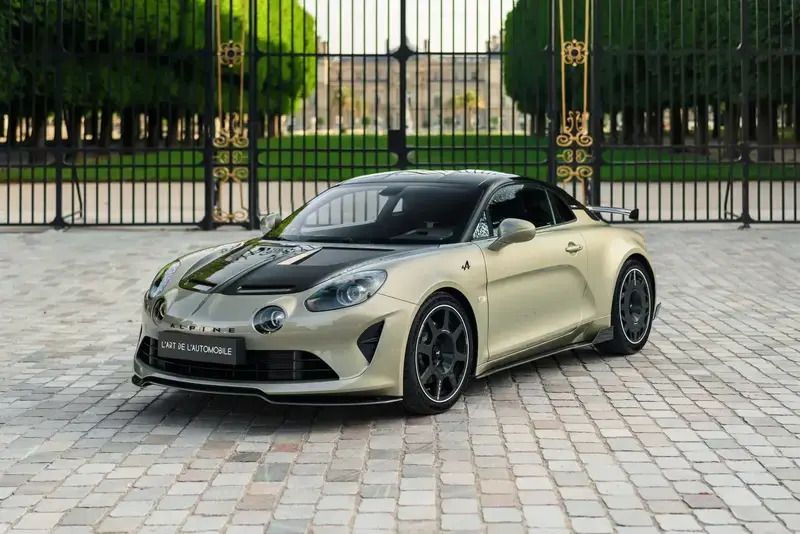 Beige Utilisé 2024 Alpine A110 Coupé | 124 500 € - Image 1/4