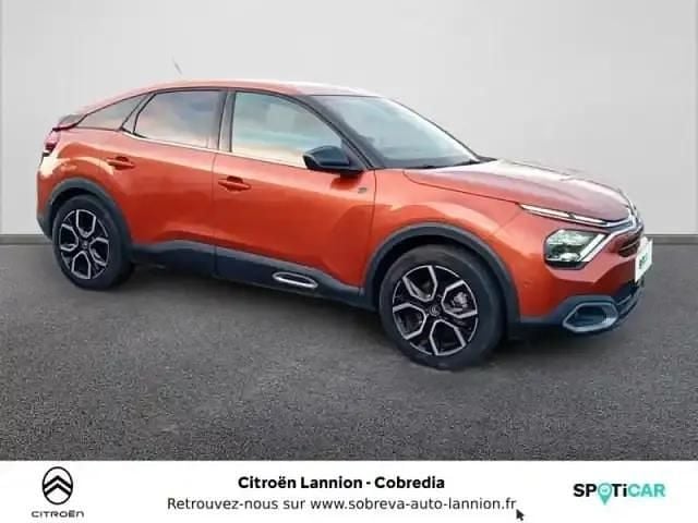 Occasion Citroën e-C4 Shine 100 kW (136 ch) 2022 Brun caramel (n) Berline