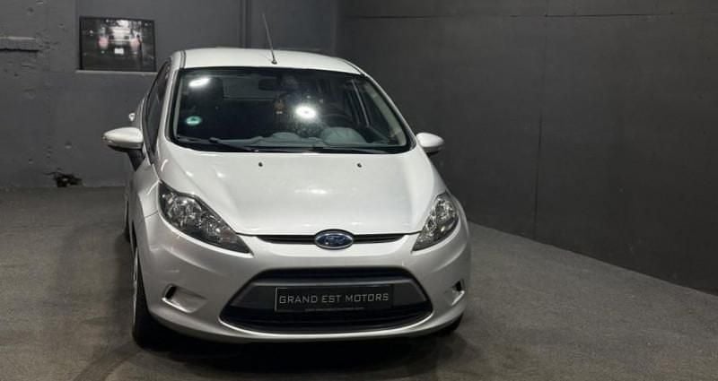 Occasion Ford Fiesta 91 ch (66 kW) 2010 Gris Citadine