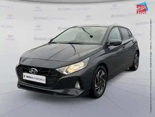 Gris Occasion 2022 Hyundai i20 Berline | 14 499 € (Prix juste) - Image 1/4