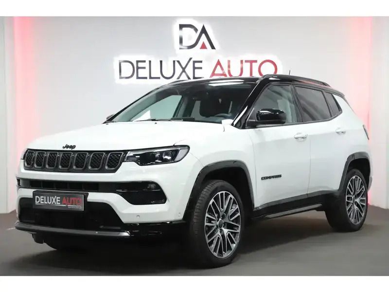 Blanc Utilisé 2024 Jeep Compass Altitude SUV | 26 990 € (Super prix) - Image 1/4