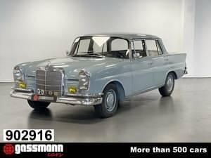 Bleu Utilisé 1963 Mercedes 220 SE Berline | 29 900 € - Image 1/4