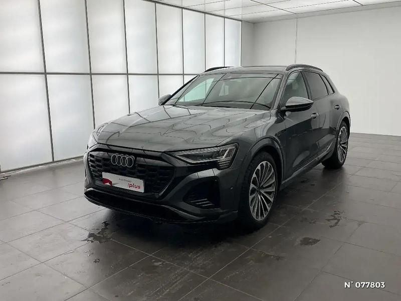 Gris Nouvelle 2025 Audi Q8 e-tron Design SUV | 67 290 € (Super prix) - Image 1/4