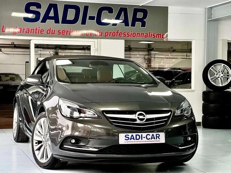 Gris Occasion 2014 Opel Cascada Cosmo Cabriolet | 13 990 € - Image 1/4