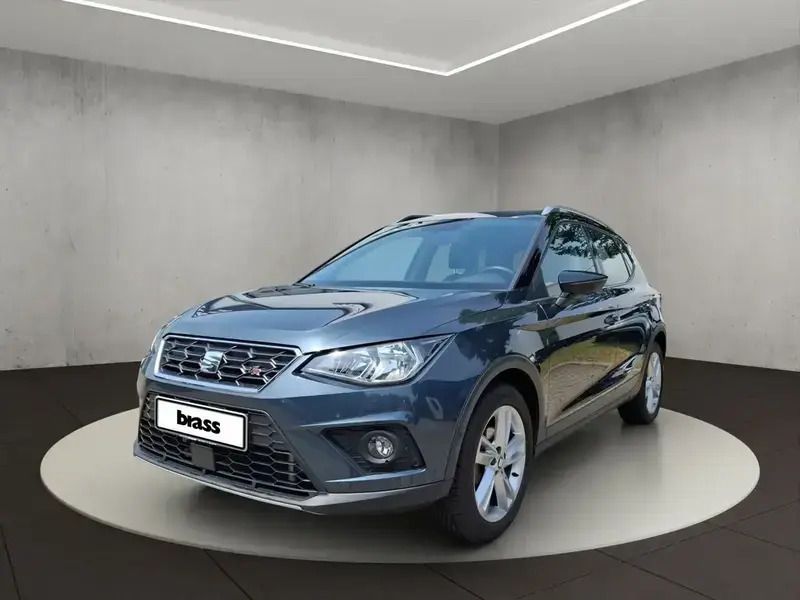 Gris Utilisé 2021 Seat Arona FR SUV | 17 950 € (Prix juste) - Image 1/4