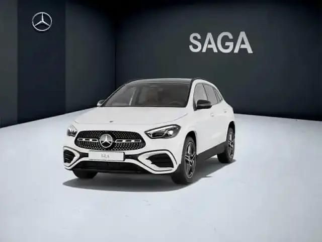 Blanc Occasion 2025 Mercedes GLA250 AMG line SUV | 61 900 € - Image 1/4
