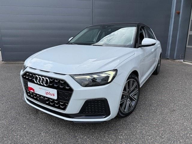Blanc glacier métallisé Utilisé 2022 Audi A1 Sportback Advanced Plus Citadine | 19 546 € (Prix juste) - Image 1/3