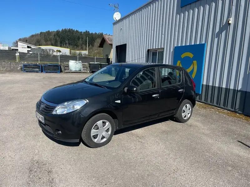 Noir Utilisé 2012 Dacia Sandero Lauréate Citadine | 4 500 € (Prix assez cher) - Image 1/4