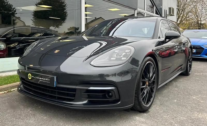 Gris Utilisé 2017 Porsche Panamera 4 Sport Turismo Berline | 59 900 € - Image 1/4