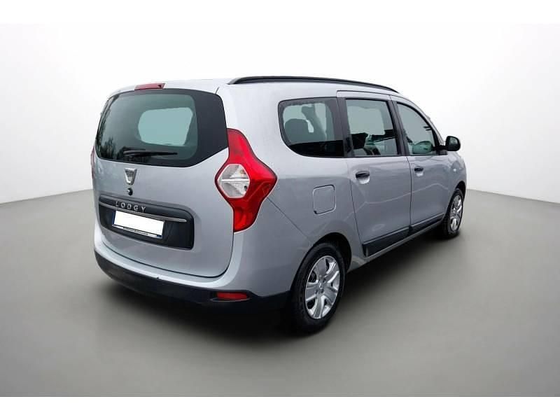 Occasion Dacia Lodgy Essentiel 95 ch (69 kW) 2022 Gris Monospace