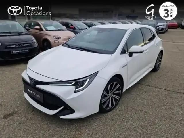 Blanc pur Occasion 2021 Toyota Corolla Design Berline | 20 590 € (Prix juste) - Image 1/4