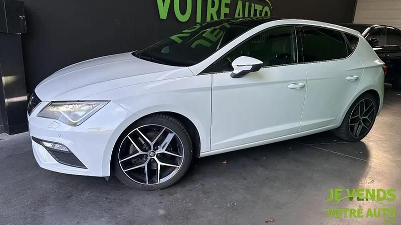Blanc Utilisé 2018 Seat Leon Berline | 16 490 € (Prix cher) - Image 1/4
