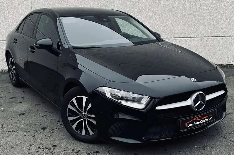 Noir Occasion 2021 Mercedes A180 Progressive Berline | 19 900 € (Super prix) - Image 1/4