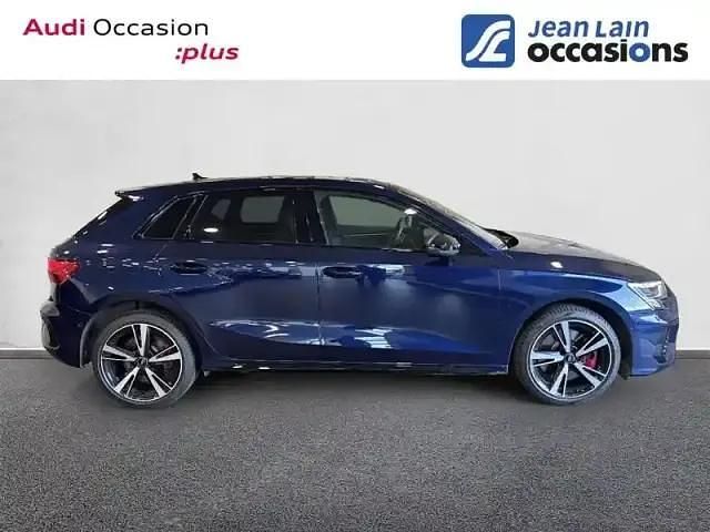 Occasion Audi A3 Competition 10 ch (7 kW) 2024 Bleu navarre metallise Berline