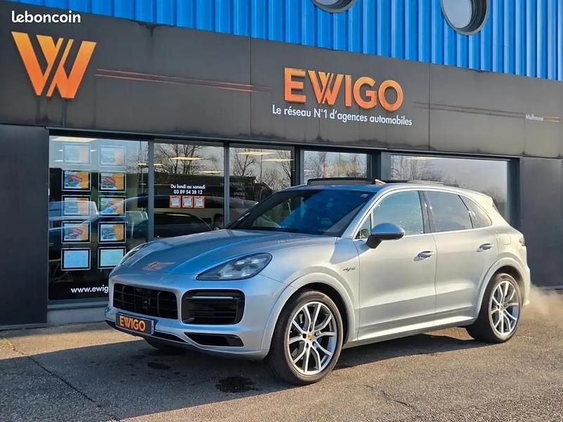 Gris Occasion 2019 Porsche Cayenne Sport SUV | 64 990 € (Prix juste) - Image 1/4