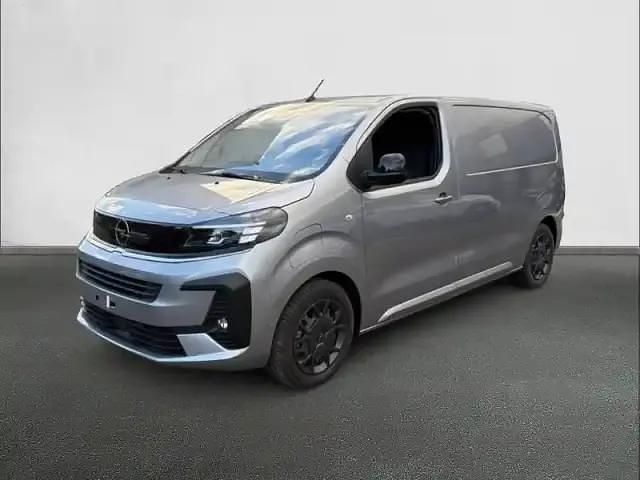 Gris acier peinture métallisée Nouvelle 2025 Opel Vivaro-e Combi Van | 36 499 € (Prix juste) - Image 1/4