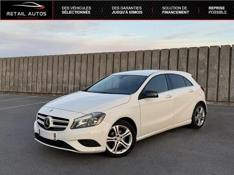 Blanc Utilisé 2014 Mercedes A160 Break | 9 990 € (Prix juste) - Image 1/4