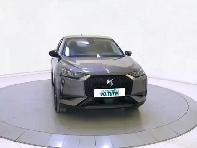 Occasion DS Automobiles DS3 Bastille 100 ch (73 kW) 2024 Gris Citadine