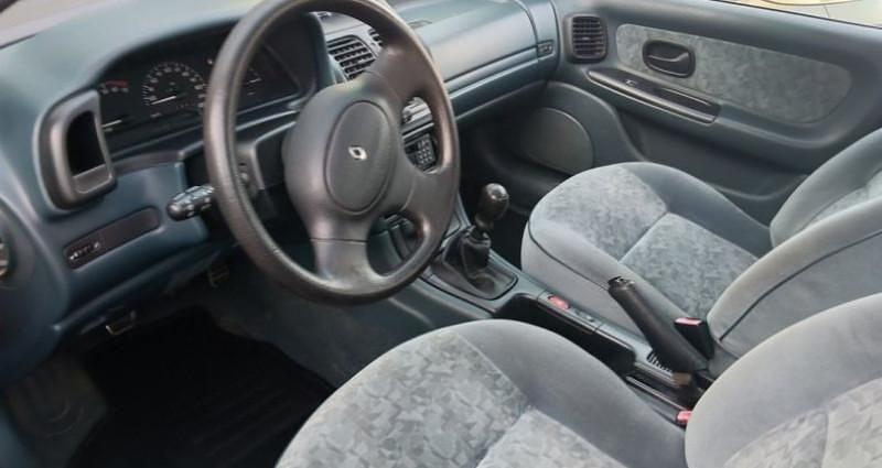 Occasion Renault Laguna 100 ch (73 kW) 1997 Berline
