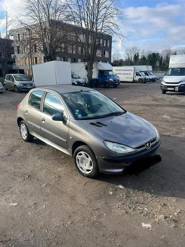Argent Occasion 2000 Peugeot 206 Berline | 3 790 € (Prix juste) - Image 1/4