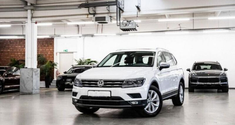 Utilisé 2021 VW Tiguan Allspace Highline SUV | 33 900 € (Prix juste) - Image 1/4
