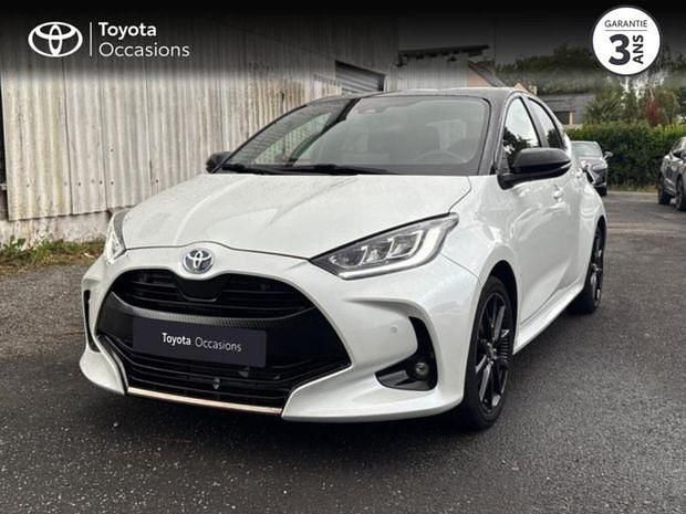 Noir Utilisé 2022 Toyota Yaris Hybrid | 20 990 € (Bon prix) - Image 1/4