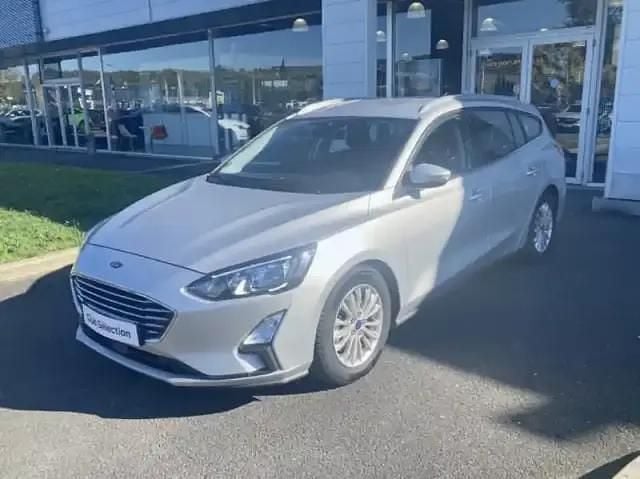 Gris clair métallisé Occasion 2020 Ford Focus Titanium Break | 16 900 € (Bon prix) - Image 1/4