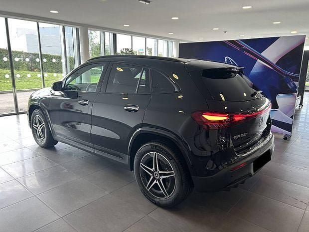 Utilisé 2025 Mercedes EQA250+ SUV | 46 990 € (Prix cher) - Image 1/2