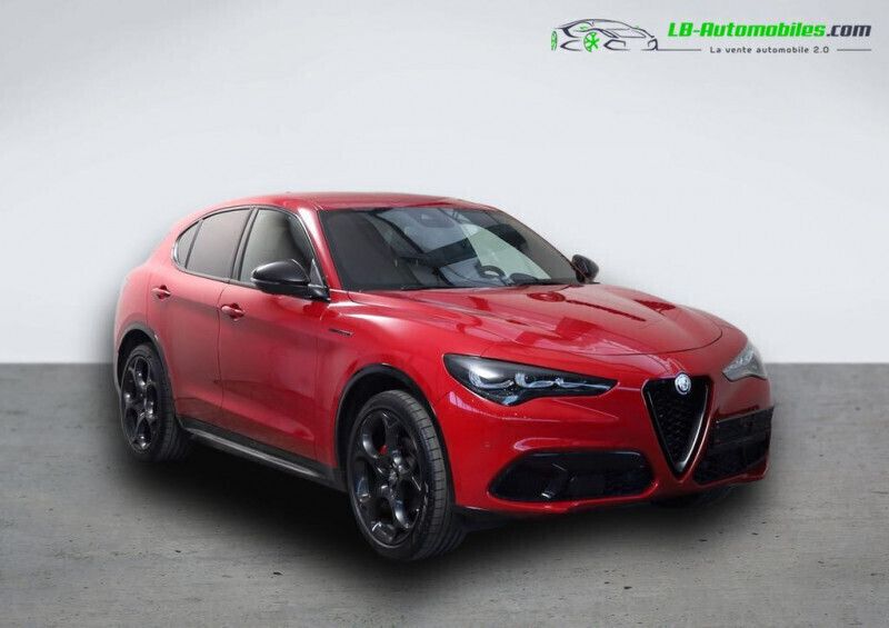 Utilisé 2023 Alfa Romeo Stelvio SUV | 49 600 € (Bon prix) - Image 1/4