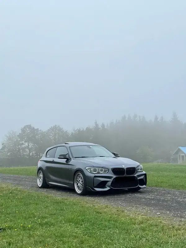 Utilisé 2017 BMW M140 M Sport Berline | 29 990 € (Prix juste) - Image 1/4