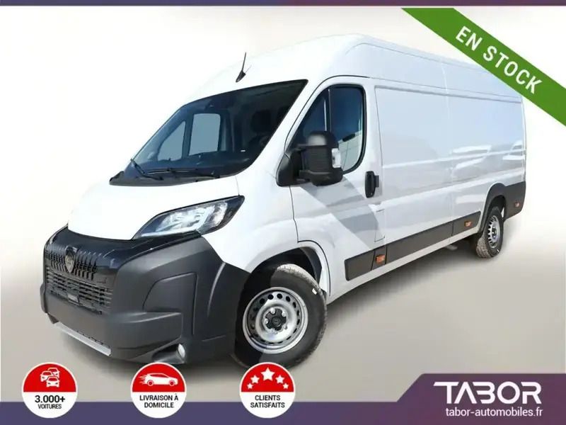 Blanc Nouvelle 2024 Peugeot Boxer Van | 31 892 € - Image 1/4