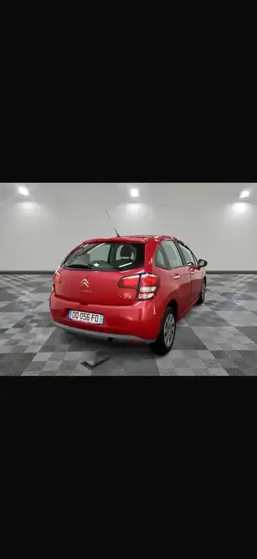 Image 2/4