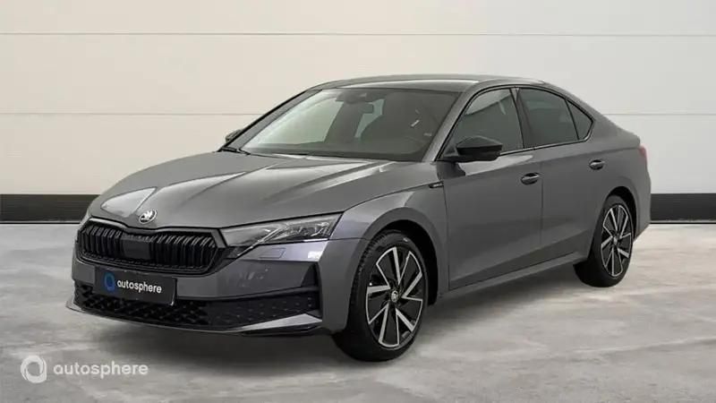 Gris Utilisé 2024 Skoda Octavia SportLine Berline | 35 999 € (Prix assez cher) - Image 1/4