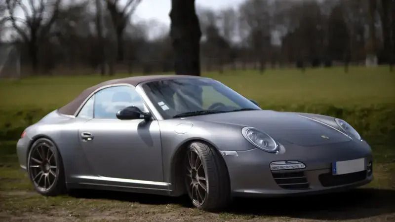 Gris Utilisé 2011 Porsche 911 Carrera 4S Cabriolet Cabriolet | 82 000 € (Prix juste) - Image 1/4
