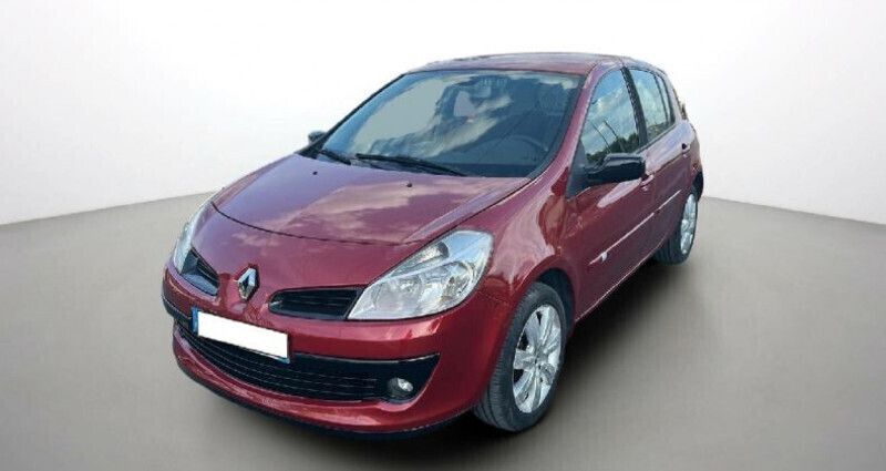 Utilisé 2007 Renault Clio III Dynamique Citadine | 6 790 € (Prix juste) - Image 1/4