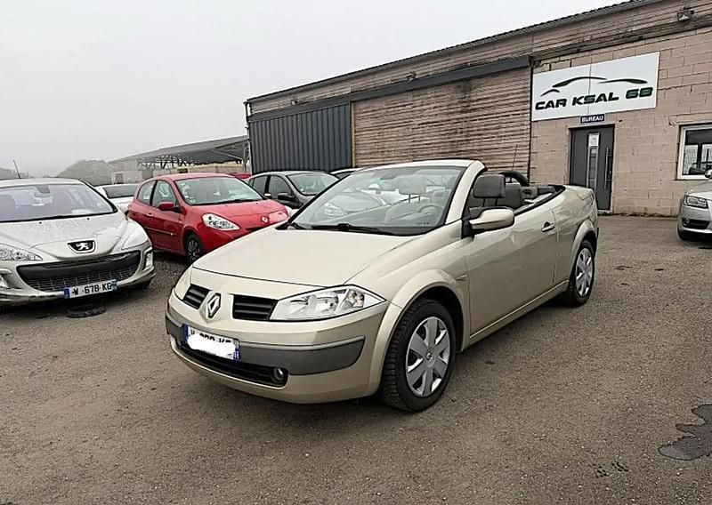 Beige Occasion 2004 Renault Mégane II Privilege Cabriolet | 3 499 € - Image 1/4