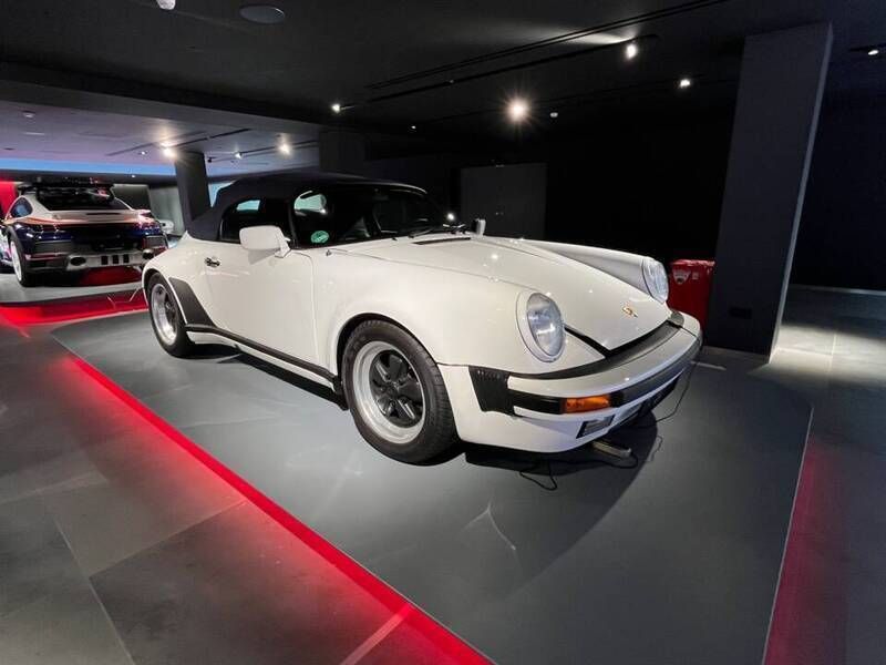 Blanc Utilisé 1989 Porsche 911 Cabriolet | 195 000 € - Image 1/4