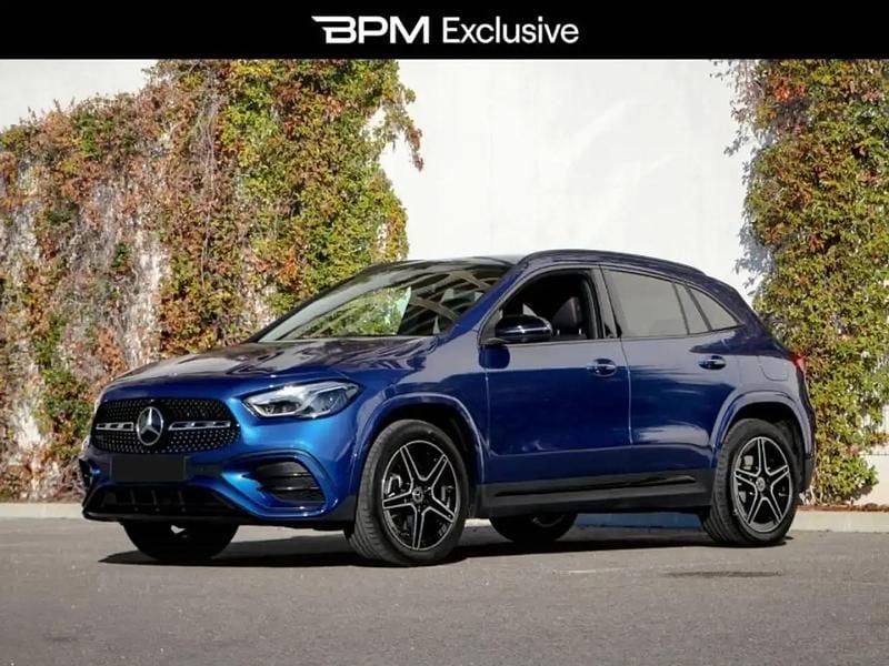 Bleu Occasion 2024 Mercedes GLA250 AMG line SUV | 44 900 € (Prix assez cher) - Image 1/4