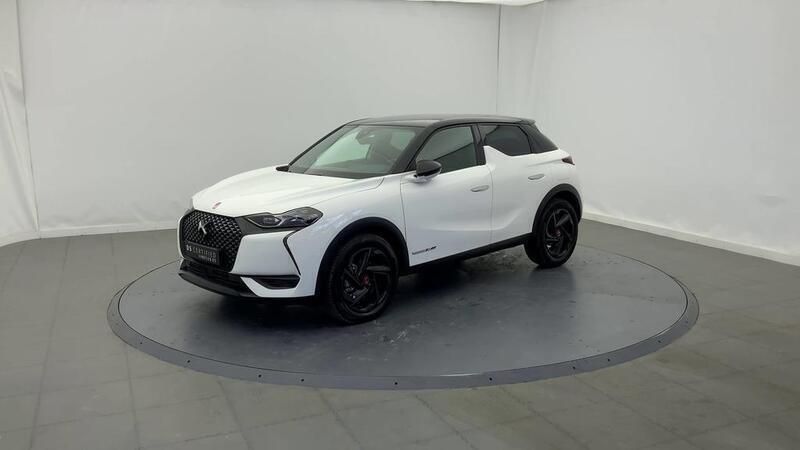Blanc Utilisé 2022 DS Automobiles DS3 Crossback Performance Line Plus SUV | 23 990 € (Prix juste) - Image 1/3