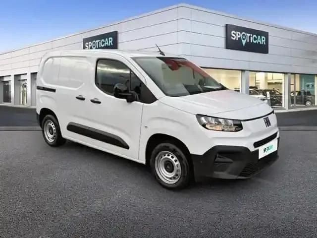 Nouvelle Fiat Doblò Connect 2025 Blanc icy Monospace