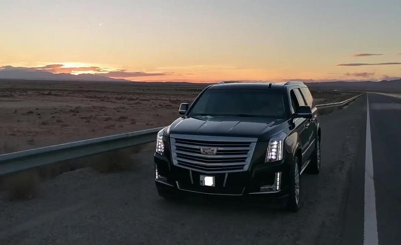 Noir Occasion 2016 Cadillac Escalade SUV | 45 000 € - Image 1/2