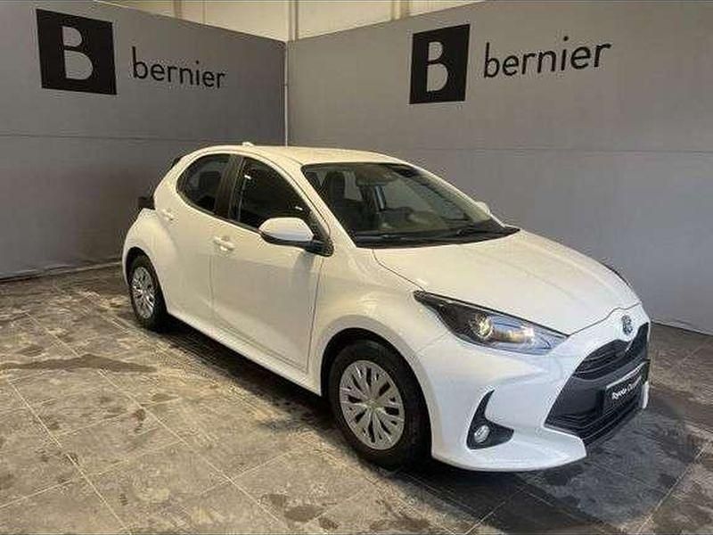Occasion Toyota Yaris Hybrid Business Edition 116 ch (85 kW) 2022 Blanc Berline