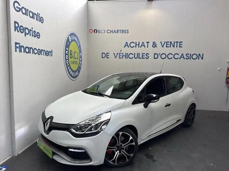 Blanc Utilisé 2016 Renault Clio IV Trophy Berline | 17 390 € (Prix juste) - Image 1/4