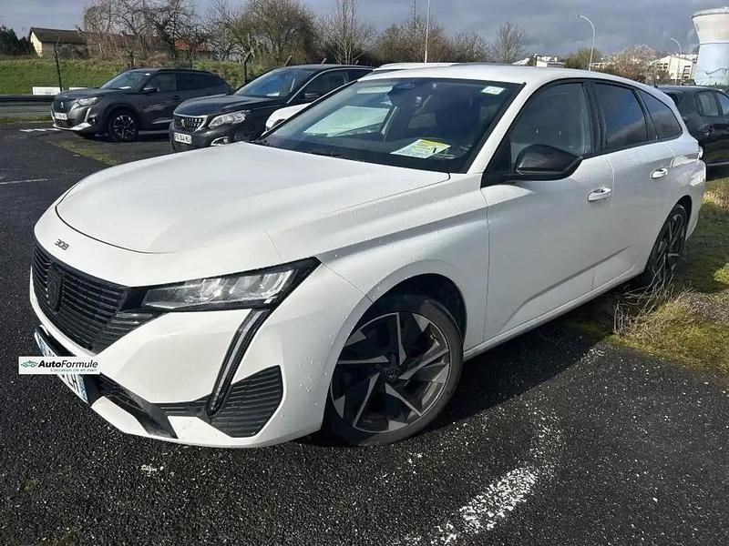 Occasion Peugeot 308 Allure 131 ch (96 kW) 2022 Blanc Break