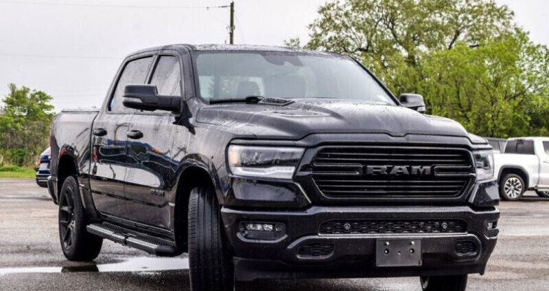 Noir Utilisé 2023 Dodge Ram Pick-up | 55 437 € (Bon prix) - Image 1/4