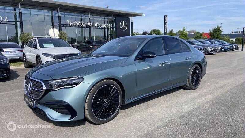 Vert Nouvelle 2025 Mercedes E200 AMG line Berline | 79 900 € - Image 1/4