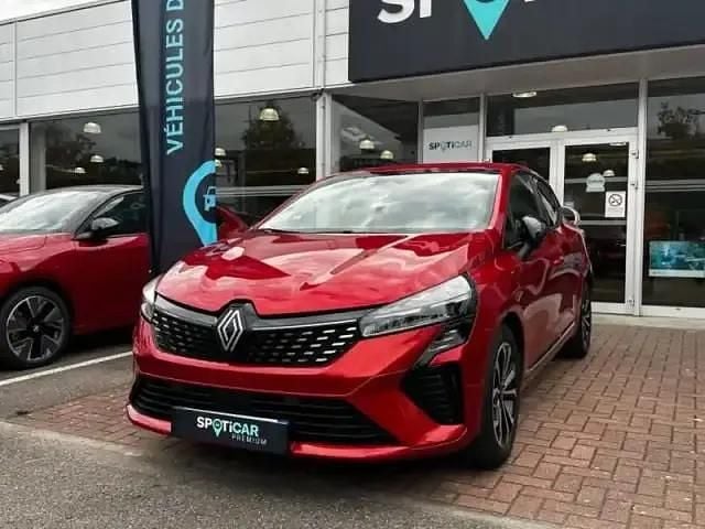 Rouge Occasion 2025 Renault Clio V Techno Berline | 15 989 € (Prix juste) - Image 1/4